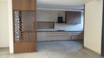 Room in 3 BHK Builder Floor at Jubilee Hills – for Rent