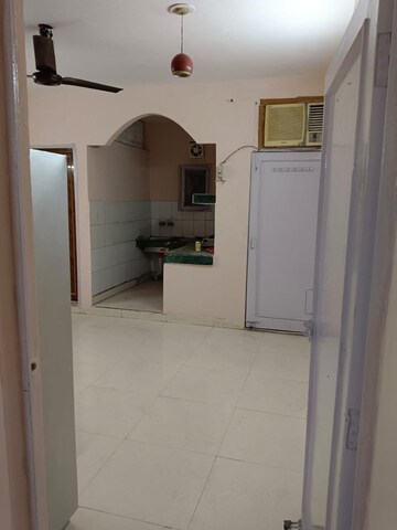 Bathroom in 1 BHK Builder Floor at Lajpat Nagar 4 – for Rent