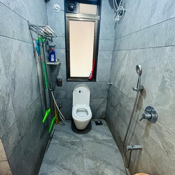 Bathroom in 2 BHK Apartment at Lucent Fressia Ranibello, Malad East – for Sale