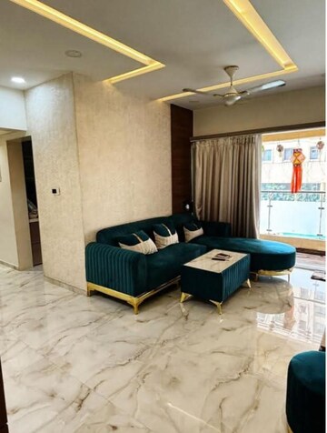 Furnished Amenities in 2 BHK Apartment at Rustomjee Urbania Azziano, Majiwada – for Rent