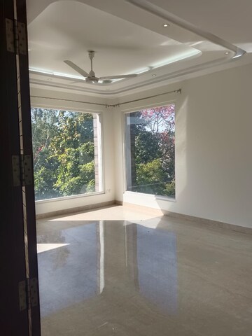Room in 3 BHK Builder Floor at Lajpat Nagar 4 – for Rent