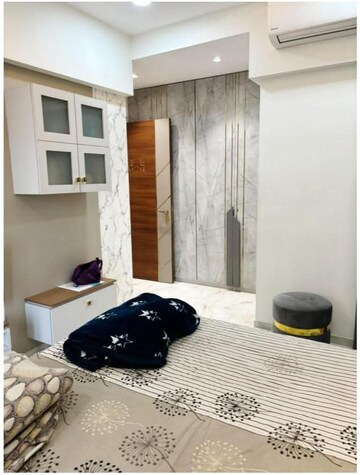 Furnished Amenities in 2 BHK Apartment at Rustomjee Urbania Azziano, Majiwada – for Rent