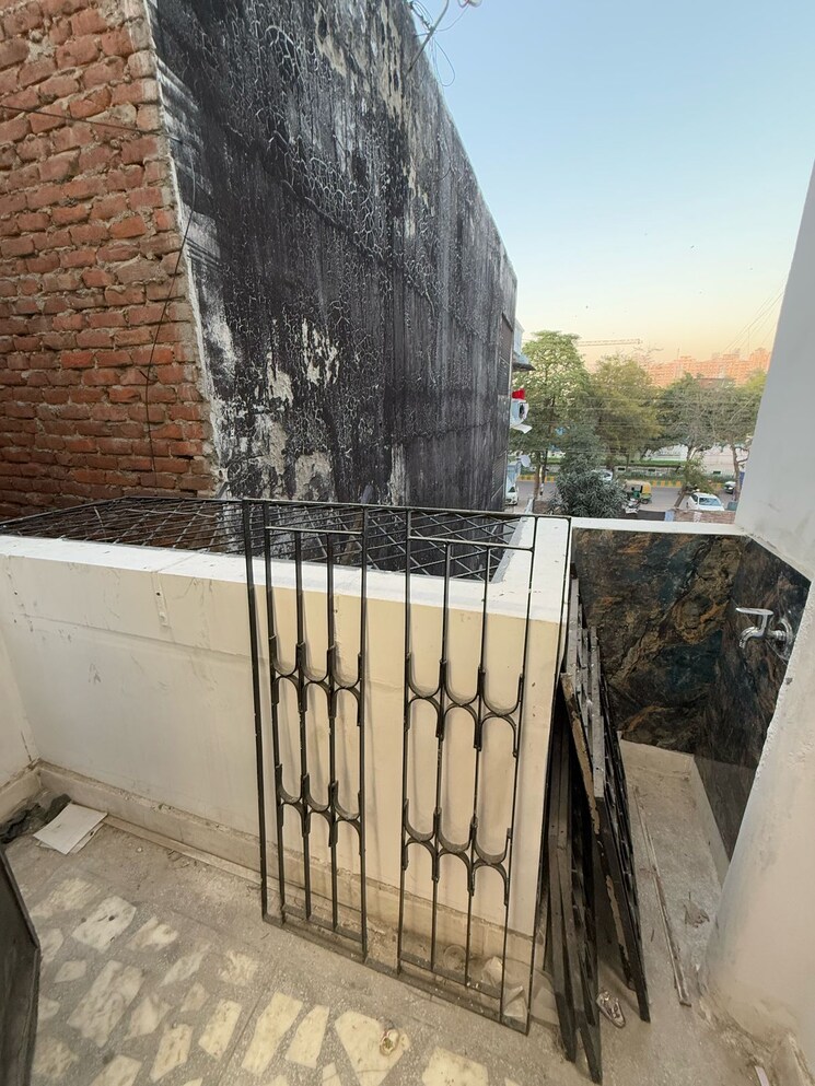 Balcony, windsor-and-nova-society 2 Bedroom 760 Sq.Ft. Apartment In Ahinsa Khand 2 Ghaziabad 8307367