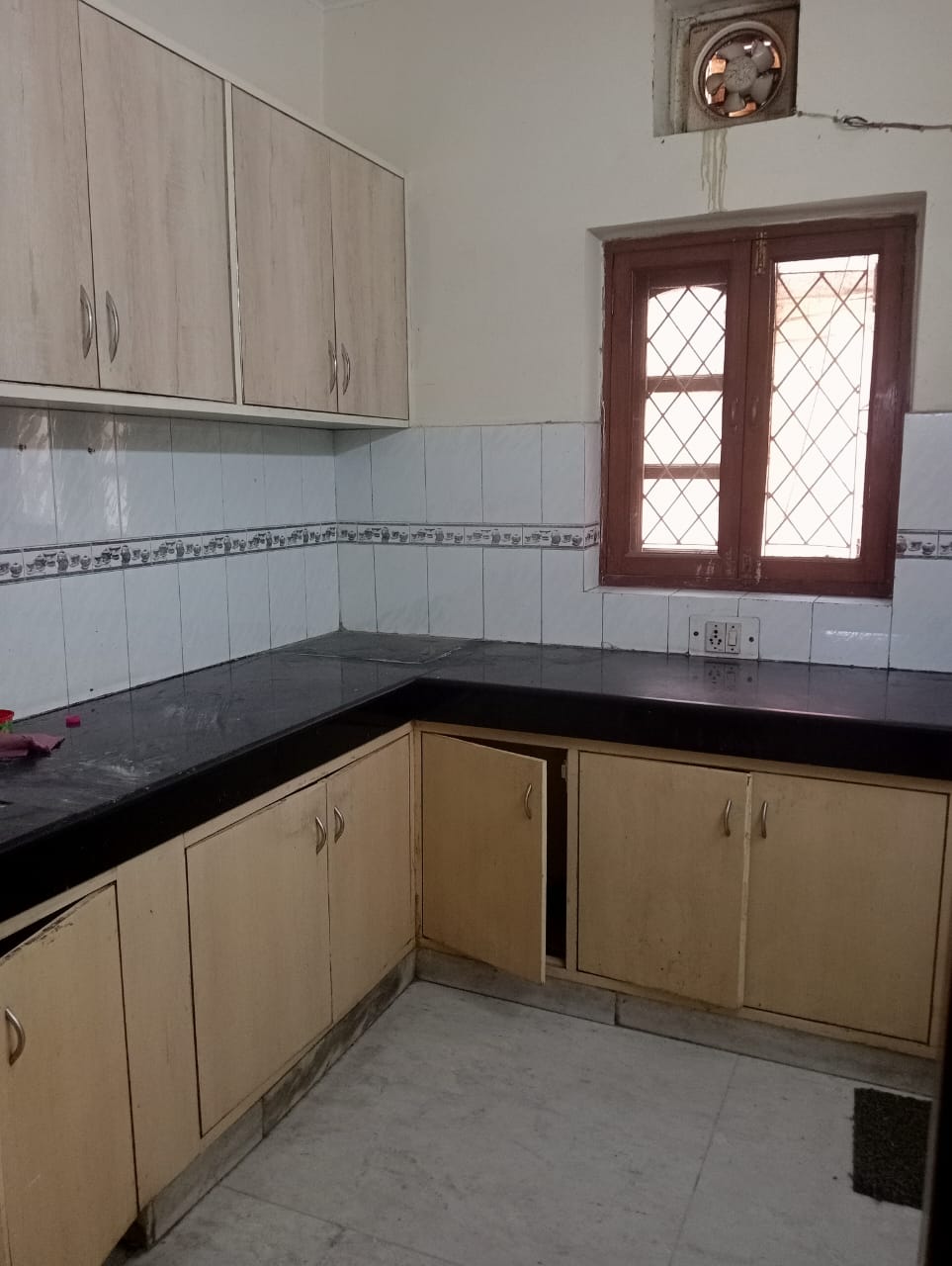 2 BHK Builder Floor For Sale in Lajpat Nagar