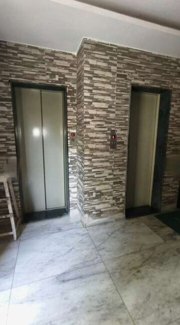 Lift in 4 BHK Apartment at Vidarbha Mahesh CHS, Kavesar – for Rent