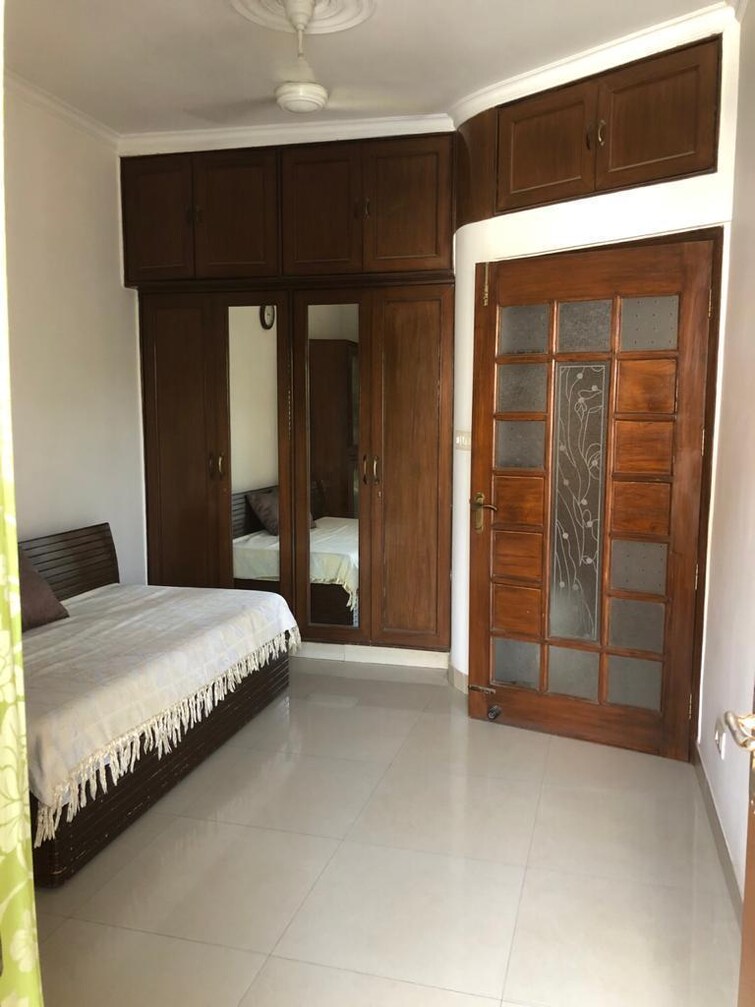 Cover Image, vasant kunj 2 Bedroom 1200 Sq.Ft. Apartment In Vasant Kunj Delhi 8307400