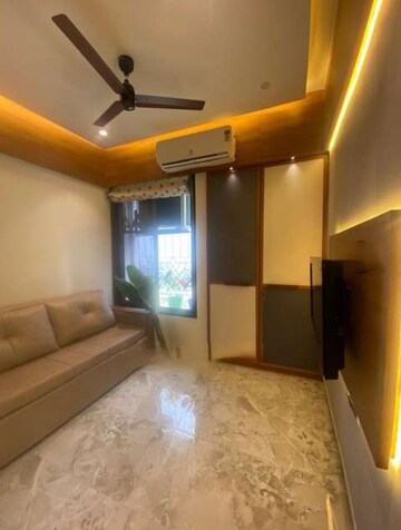 Room in 3 BHK Apartment at Gala Pride Palms, Kolshet Road – for Rent