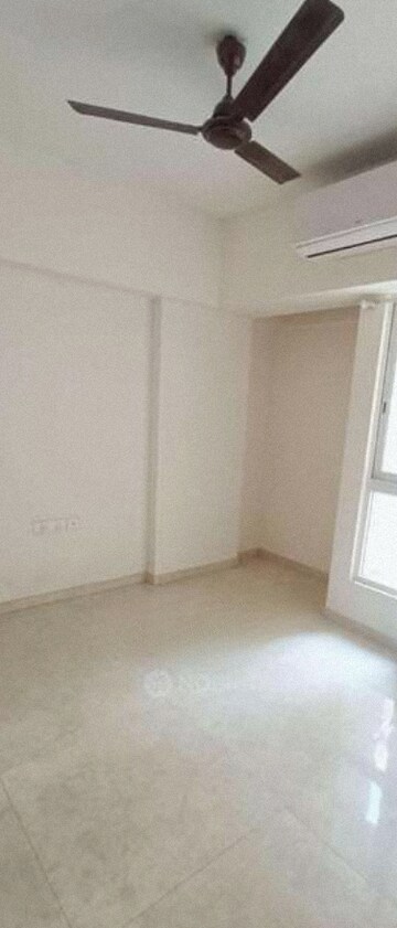 Room in 1 BHK Apartment at Lodha Amara Tower 44, Kolshet Road – for Sale