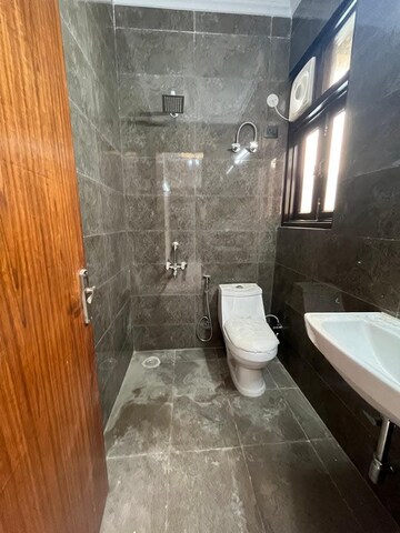 Bathroom in 1 BHK Builder Floor at Saket – for Rent