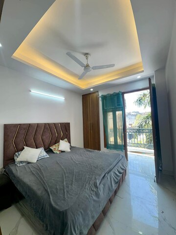 1 BHK Builder Floor For Rent in Saket