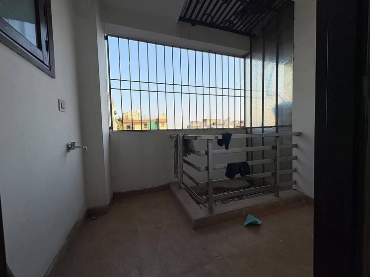 Balcony, saket 2 Bedroom 80 Sq.Yd. Builder Floor In Saket Delhi 8307520