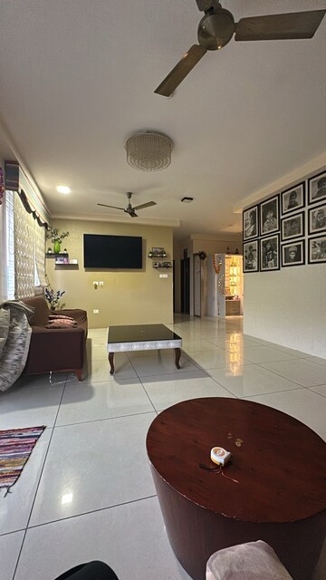 3 BHK Apartment For Rent in Prestige Lakeside Habitat, Varthur