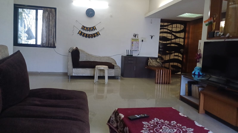 3 BHK Apartment For Sale in Emeralds Tower