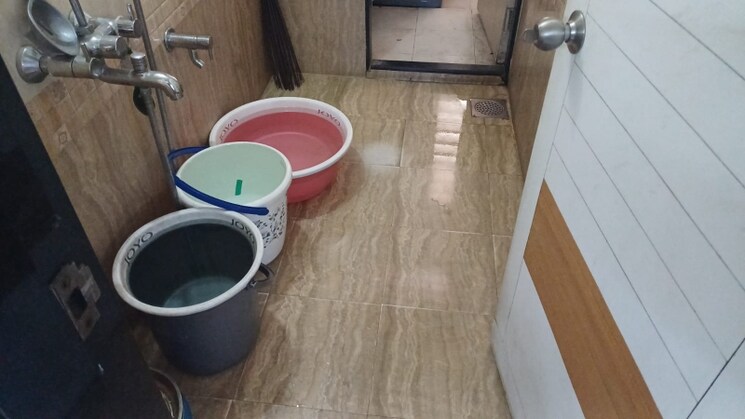 Bathroom, thane west 3 Bedroom 1000 Sq.Ft. Apartment In Thane West Thane 8307566