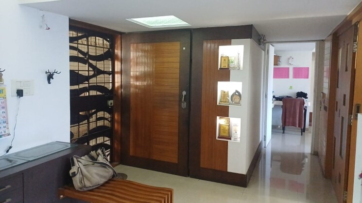 Room, thane west 3 Bedroom 1000 Sq.Ft. Apartment In Thane West Thane 8307566