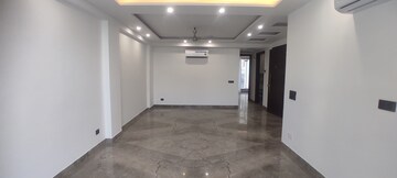 Room in 3 BHK Builder Floor at Safdarjang Enclave – for Rent