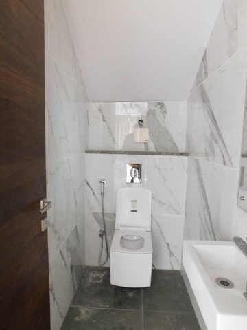 Bathroom in 4 BHK Villa at Hallmark County, Osman Nagar – for Rent
