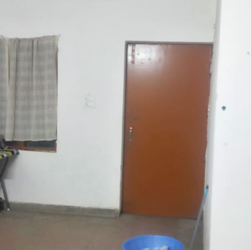 Room in 2 BHK Apartment at RWA Apartments Sector 26, Arun Vihar – for Rent