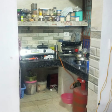 Furnished Amenities in 2 BHK Apartment at RWA Apartments Sector 26, Arun Vihar – for Rent