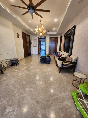 Living Room in 5 BHK Villa at Eros Rosewood City, Sector 49 – for Rent