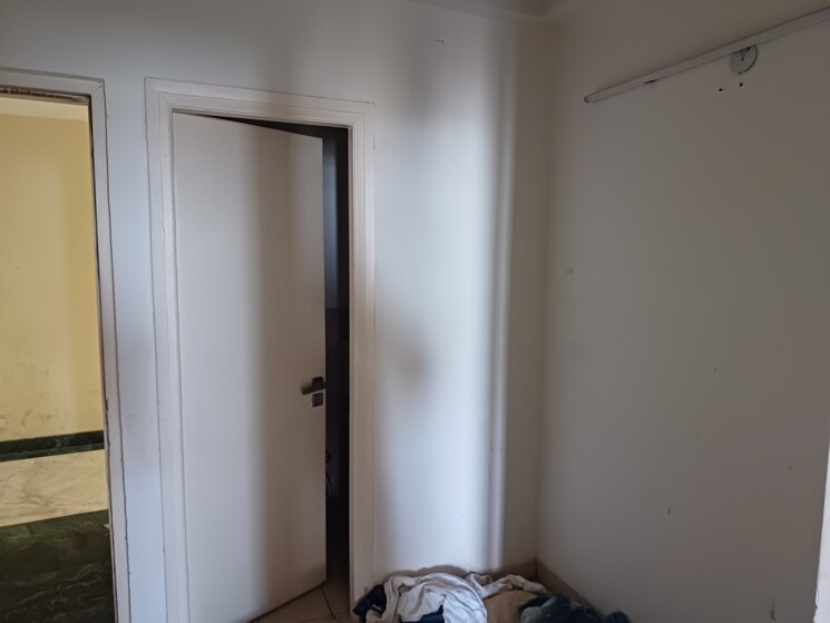 Room, emaar-palm-gardens 3.5 Bedroom 1900 Sq.Ft. Apartment In Sector 83 Gurgaon 8307740