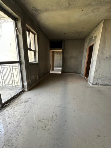 Room in 2 BHK Apartment at Unitech Uniworld Gardens 2, Sector 47 – for Sale