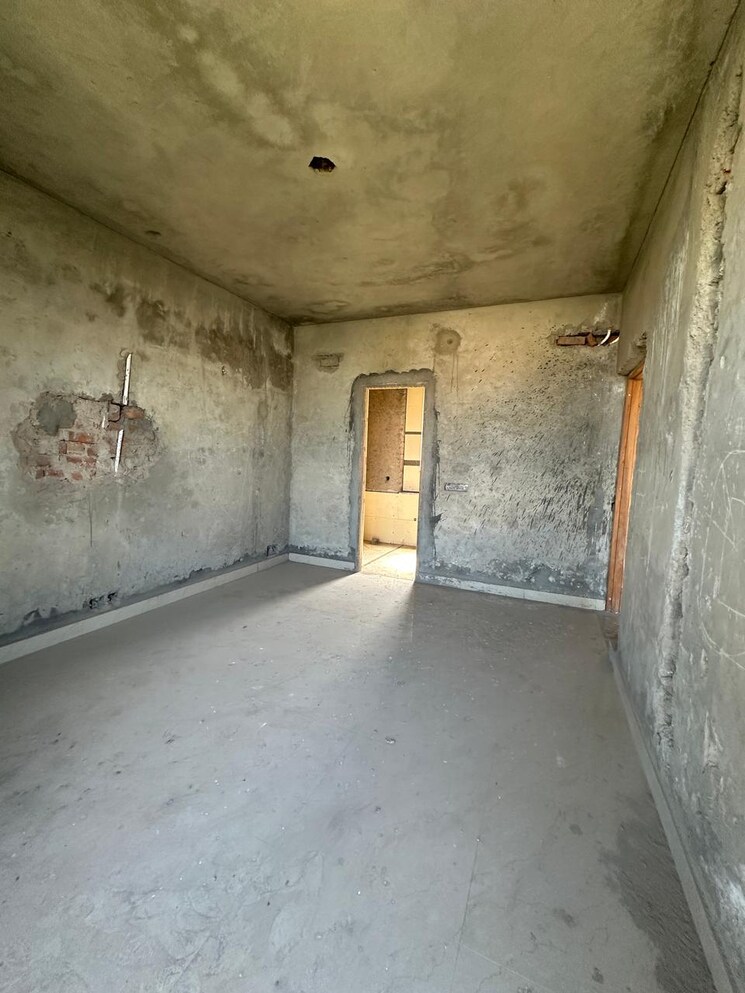 Room, unitech-uniworld-gardens-2 2 Bedroom 997 Sq.Ft. Apartment In Sector 47 Gurgaon 8307853