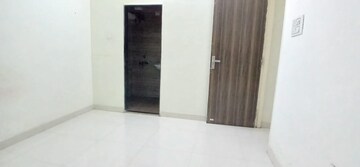Room in 1 BHK Apartment at Arok Kinjal Residency, Byculla – for Rent