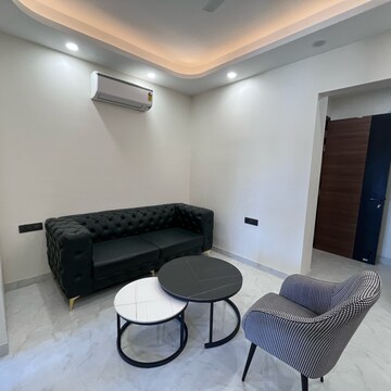 Living Room in 2 BHK Builder Floor at Ansal Sushant Lok I, Sector 43 – for Rent