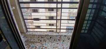 Staircase in 1 BHK Apartment at Nilgiri Tower Agripada, Agripada – for Rent