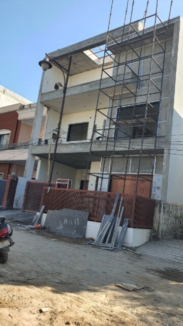 4 BHK Independent House For Sale in Sector 125