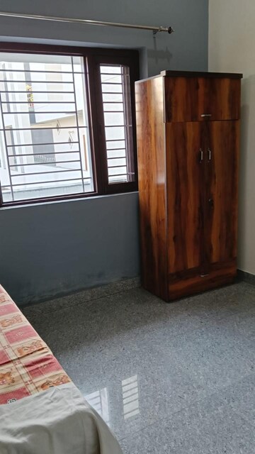 Room in 1 RK Builder Floor at Sahastradhara Road – for Rent