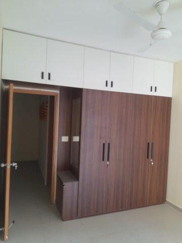 Room in 2 BHK Apartment at Pyramid Elite, Sector 86 – for Rent