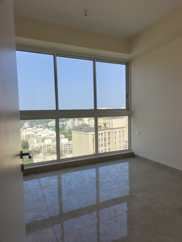 Room in 3 BHK Apartment at Tata Serein, Pokhran Road No Two – for Rent