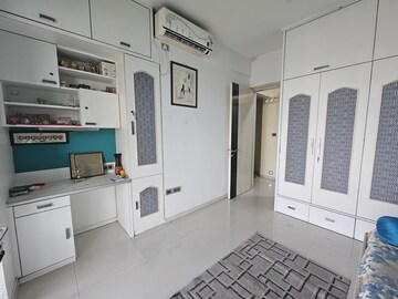 Room in 2 BHK Apartment at Manpada – for Rent