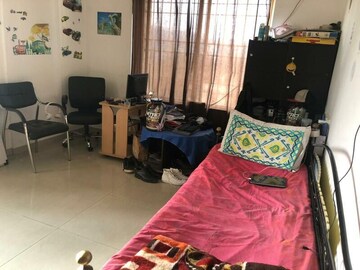 Bedroom in 3 BHK Apartment at Vyas Aasawari CHS, Ideal Colony – for Rent