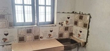 Kitchen in 1 BHK Builder Floor at Aliganj – for Rent