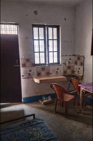 Kitchen in 1 BHK Builder Floor at Aliganj – for Rent