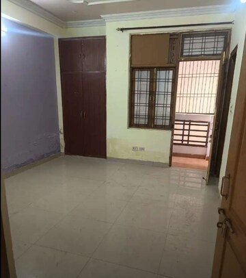 2 BHK Villa For Rent in Aliganj