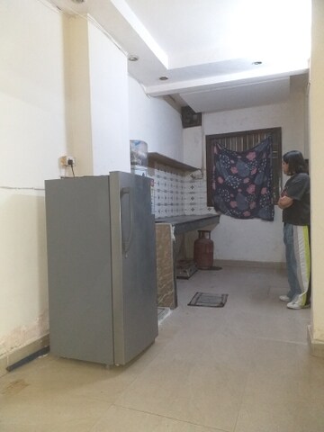 Kitchen in 2 BHK Builder Floor at Old Rajinder Nagar – for Rent