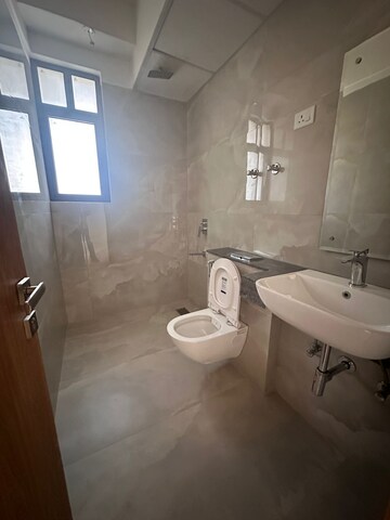 Bathroom in 3 BHK Apartment at M3M Heights, Sector 65 – for Rent
