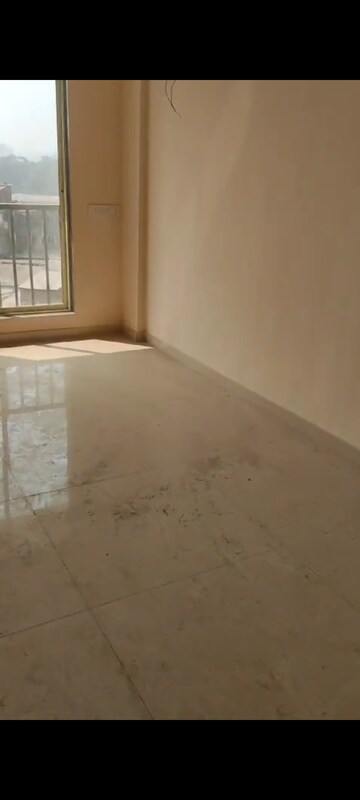 Room in 1 BHK Apartment at Radheya Sai Enclave, Naigaon East – for Rent