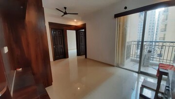 Room in 2 BHK Apartment at Prateek Grand City, Siddharth Vihar – for Rent