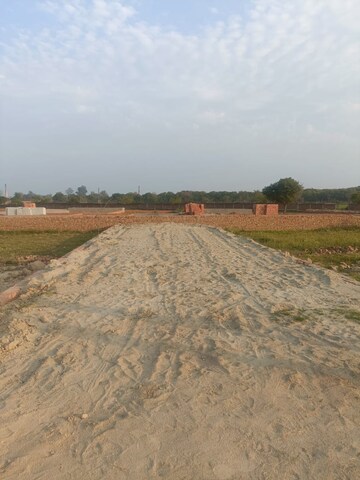  Plot For Sale in Jewar