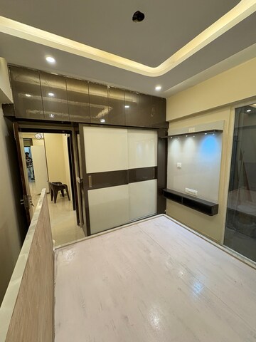 Room in 2 BHK Apartment at Signature The Millennia 2, Sector 37d – for Rent