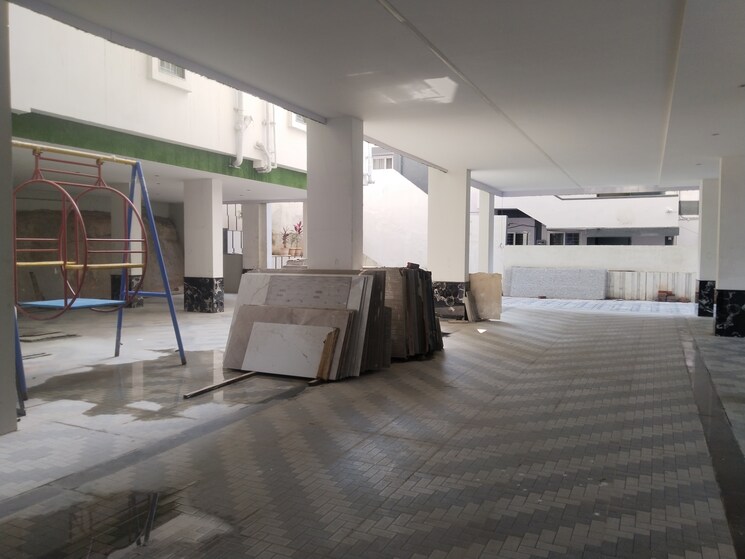  Parking, banjara hills 3 Bedroom 1984 Sq.Ft. Apartment In Banjara Hills Hyderabad 8308239