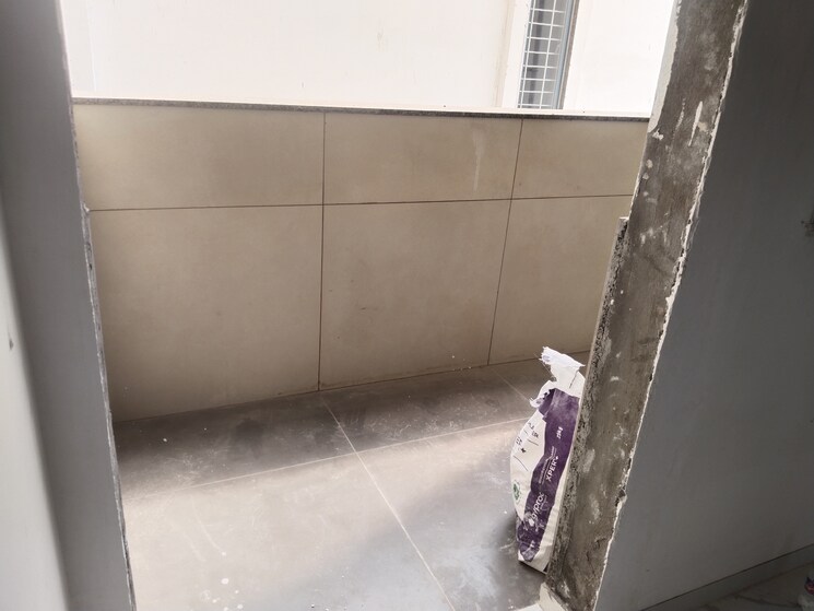 Balcony, banjara hills 3 Bedroom 1984 Sq.Ft. Apartment In Banjara Hills Hyderabad 8308239