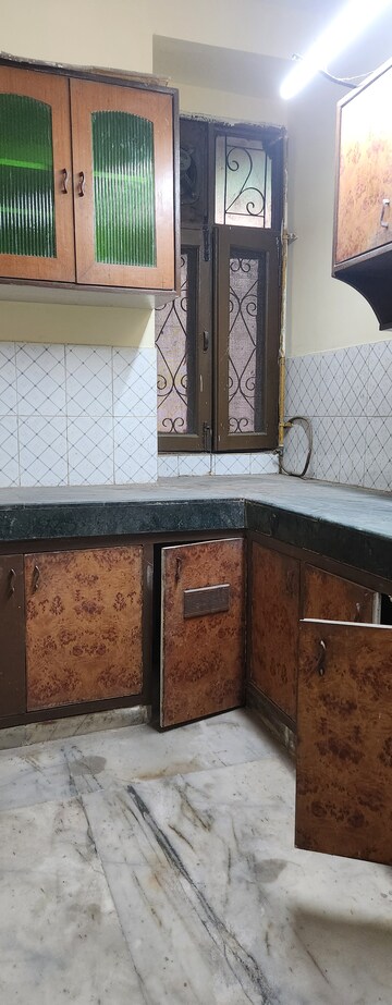Kitchen in 2 BHK Builder Floor at Spring Field, Sector 31 – for Rent