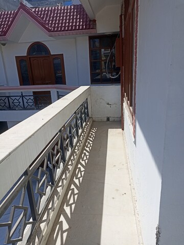 Balcony in 3.5 BHK Builder Floor at Ansal Plaza Sector-23, Sector 23 – for Rent