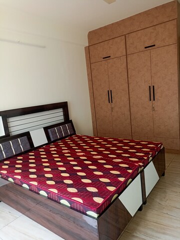 Bedroom in 4 BHK Builder Floor at Ansal Plaza Sector-23, Sector 23 – for Rent